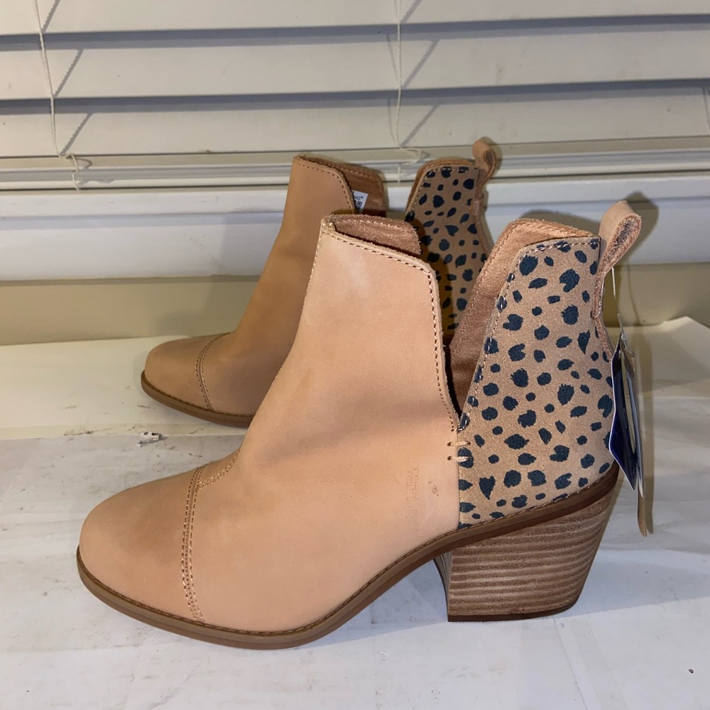 Toms Leopard & Tan Chelsea Ankle Boots
